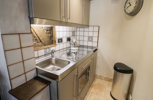 Tewkesbury Cottage | The Old Paper Shop