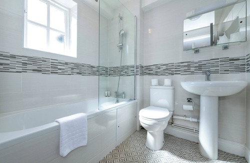 Glaston Hotel | The Old Pheasant Hotel