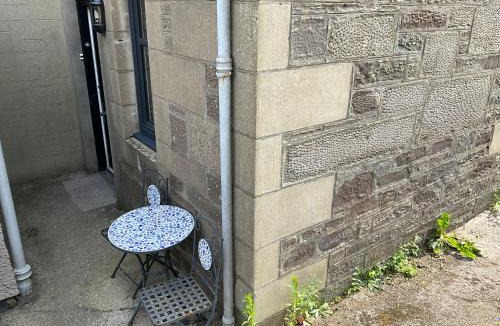 Carnoustie House | The Old Post Office Double Room (town centre)