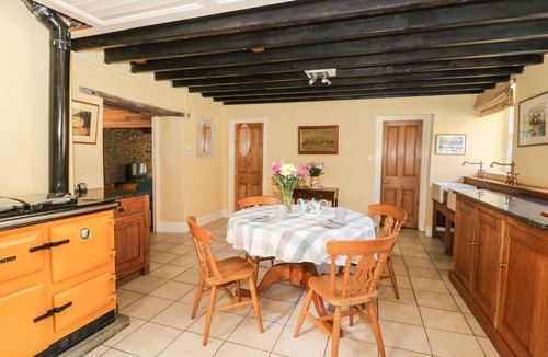 Ampleforth Cottage | THE OLD POST OFFICE, family friendly, with open fire in Ampleforth