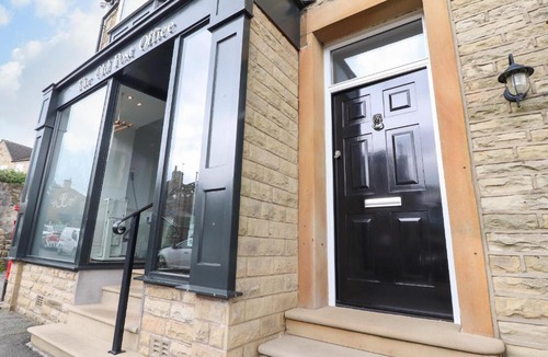 Fence House | The Old Post Office