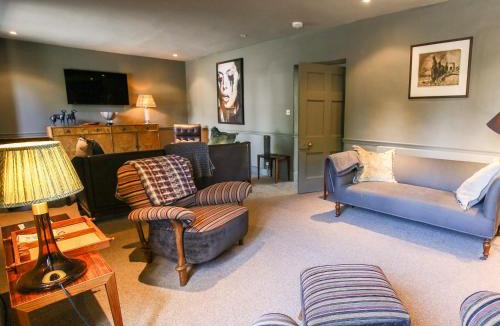 Coln St Aldwyns House | The Old Post Office