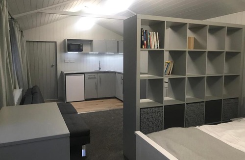 Bromham Apartment | The Old Pottery