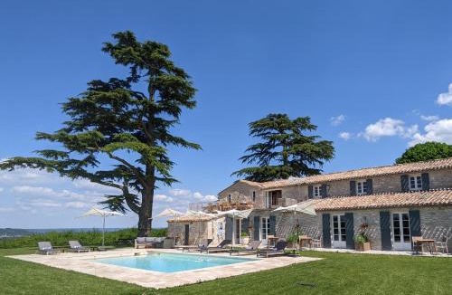 Saint-Andre-et-Appelles Bed & Breakfast | The Old Presbytery