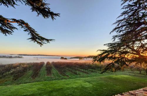 Saint-Andre-et-Appelles Bed & Breakfast | The Old Presbytery