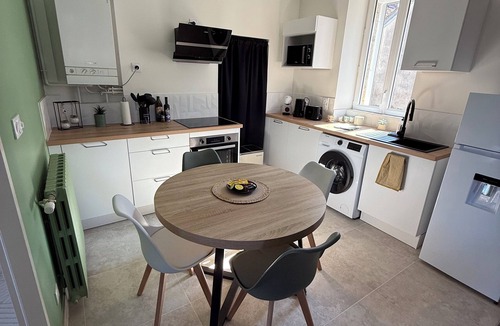 Avallon Apartment | The old presbytery