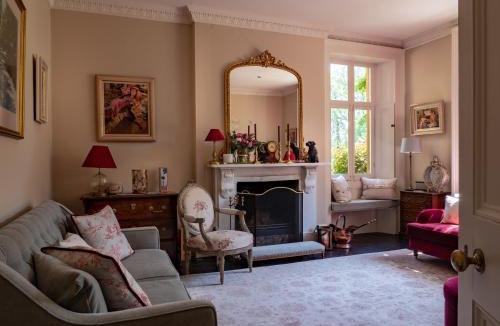 Broadway House | The Old Rectory
