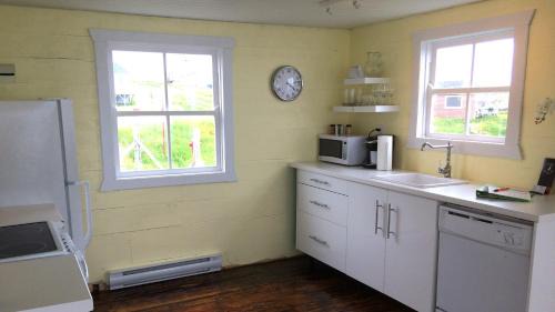 Greenspond House | The Old Salt Box Co. - Aunt Christi's