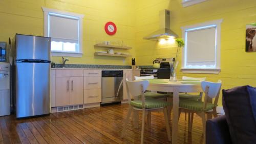 Fogo House | The Old Salt Box Co. - Daisy's Place