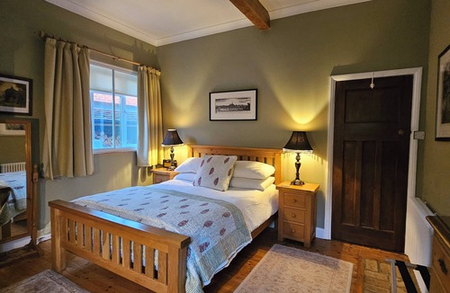 Westhampnett Bed & Breakfast | The Old School B&B