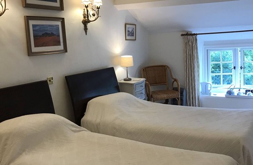 Stratton Audley Bed & Breakfast | The Old School