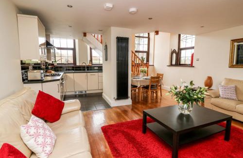 Lampeter House | The Old School