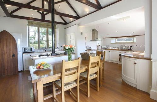 South Perrott House | The Old School