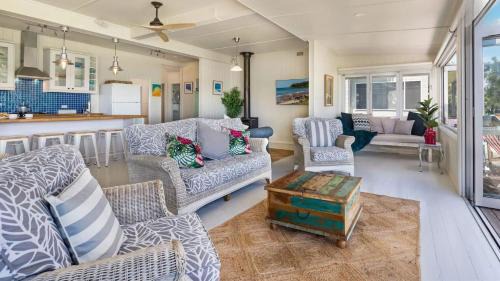 Currarong House | The Old School House