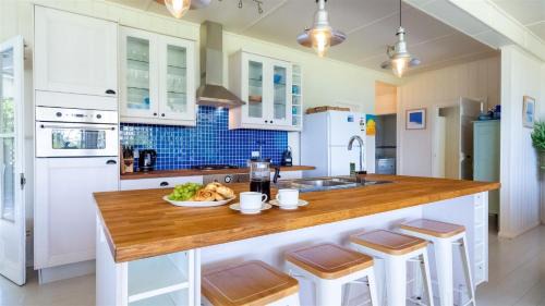 Currarong House | The Old School House