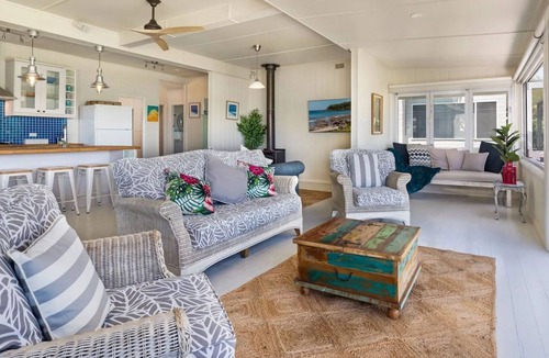 Currarong House | The Old School House