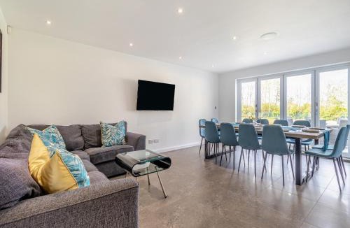 Worsborough House | The Old School House