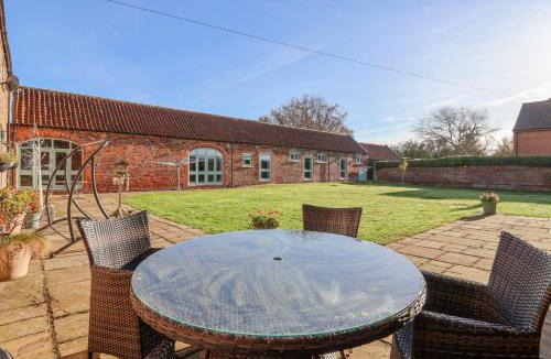 Great Hatfield House | The Old Stable