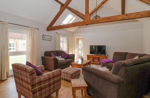 Great Hatfield House | The Old Stable