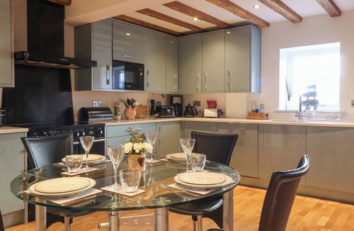 Great Hatfield Cottage | The Old Stable