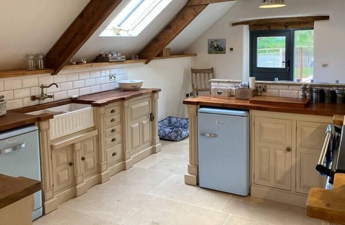 Loddiswell House | The Old Stables at Hatch