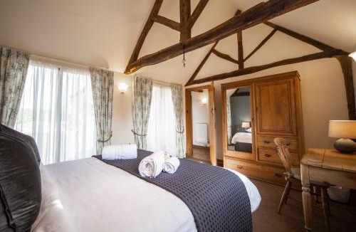 Broughton Hackett House | The Old Stables at Humblebee Hall