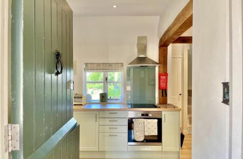 Petworth House | The Old Stables by inspirestays-com