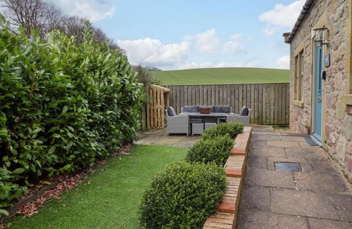 Waren Mill House | The Old Stables