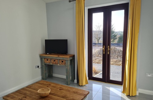 Ynysddu Apartment | The Old Stables