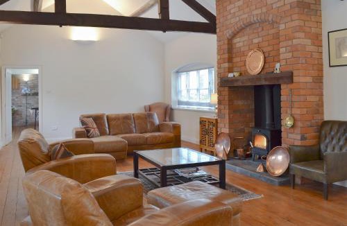 Sugnall House | The Old Stables