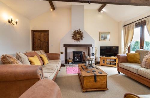 North Cadbury House | The Old Stables