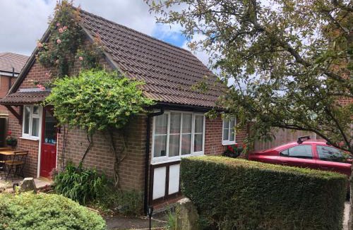 Chute Forest House | The Old Staddles Annex