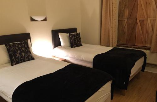 Winterbourne Bed & Breakfast | The Old Star