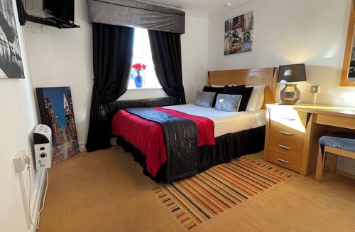 Hallatrow Hotel | The Old Station Inn