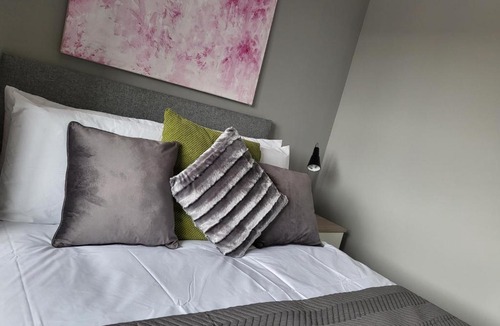 Stratford-upon-Avon Apartment | The Old Surgery Flat 8