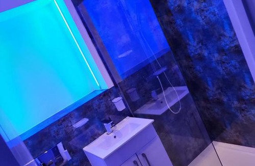 Stratford-upon-Avon Apartment | The Old Surgery Flat 8