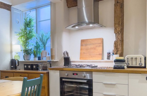 Salisbury Apartment | The Old Surgery - Salisbury