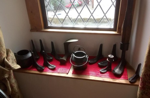 Upton Cheyney House | The Old Swan