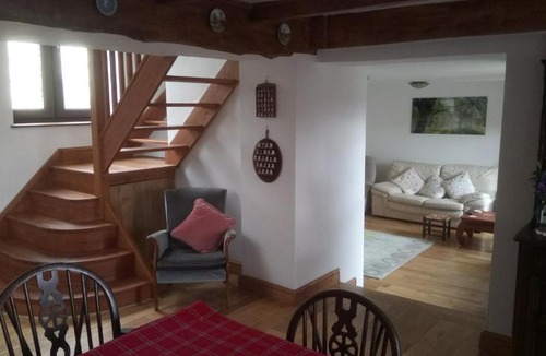 Upton Cheyney House | The Old Swan