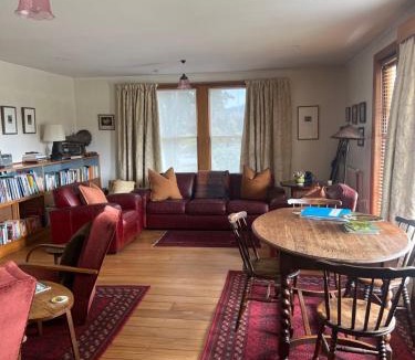 Reefton House | The Old Vicarage