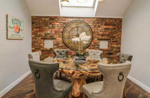 Leven House | The Old Wagon Shed