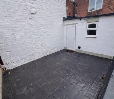 Warwick Town Centre House | The Old Warwick House