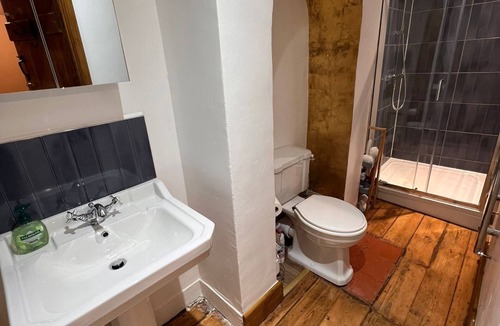 Warwick House | The Old Warwick House