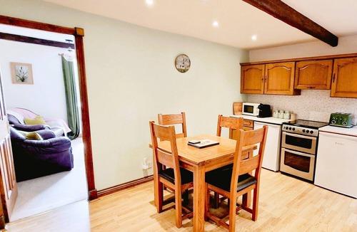 Holmbridge Cottage | THE OLD WASH KITCHEN - Charming Character Cottage