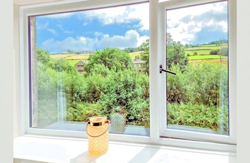 Holmbridge Cottage | THE OLD WASH KITCHEN - Charming Character Cottage