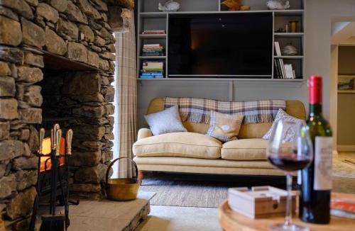 Kendal House | The Old Water Mill