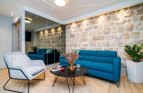 Dubrovnik Old Town Apartment | THE OLD WELL ELEGANCE by DuHomes