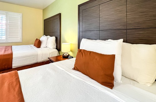 Willits Hotel | The Old West Inn