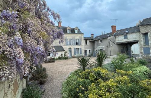 Le Puy-Notre-Dame House | The Old Winery, Loire