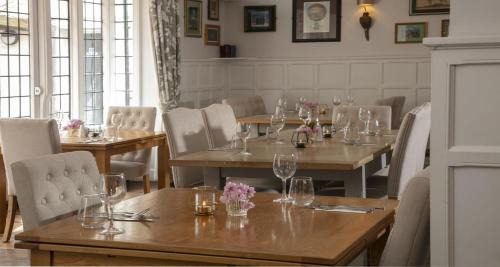 Hurley Hotel | The Olde Bell, BW Signature Collection